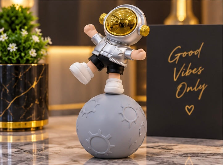 Astronaut Moon Decorative Figurine – Space Explorer